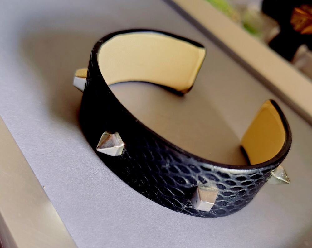 #0720 - VINCE CAMUTO - BLACK SPIKED CUFF BRACELET